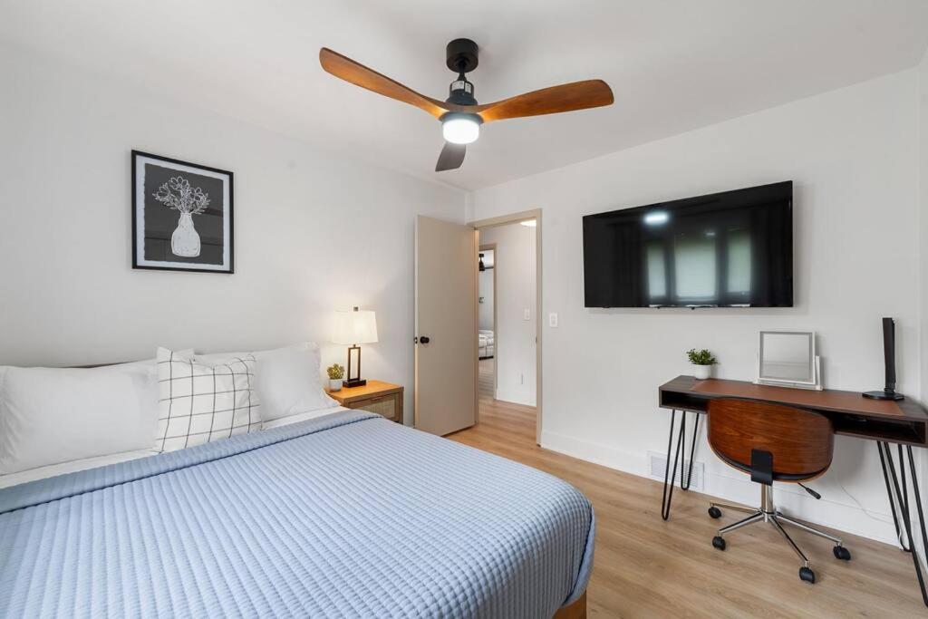 New Bensenville Home By O'Hare Airport With Indoor Pool, Sauna, And Arcade Exterior photo