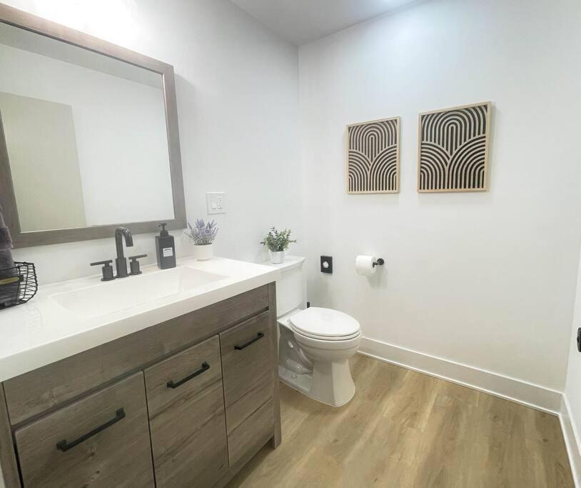 New Bensenville Home By O'Hare Airport With Indoor Pool, Sauna, And Arcade Exterior photo